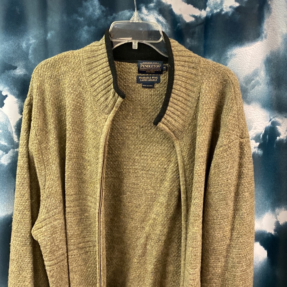 Pendleton Zip Up Sweater - Picture 2 of 6